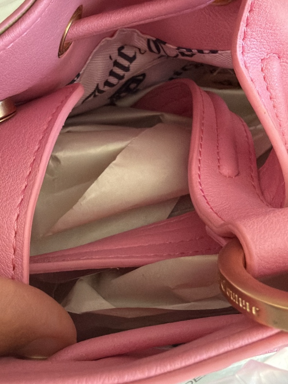 Juicy Couture Cream Quilted Tote with Pink Trim and Heart Charm - Picture 5 of 5
